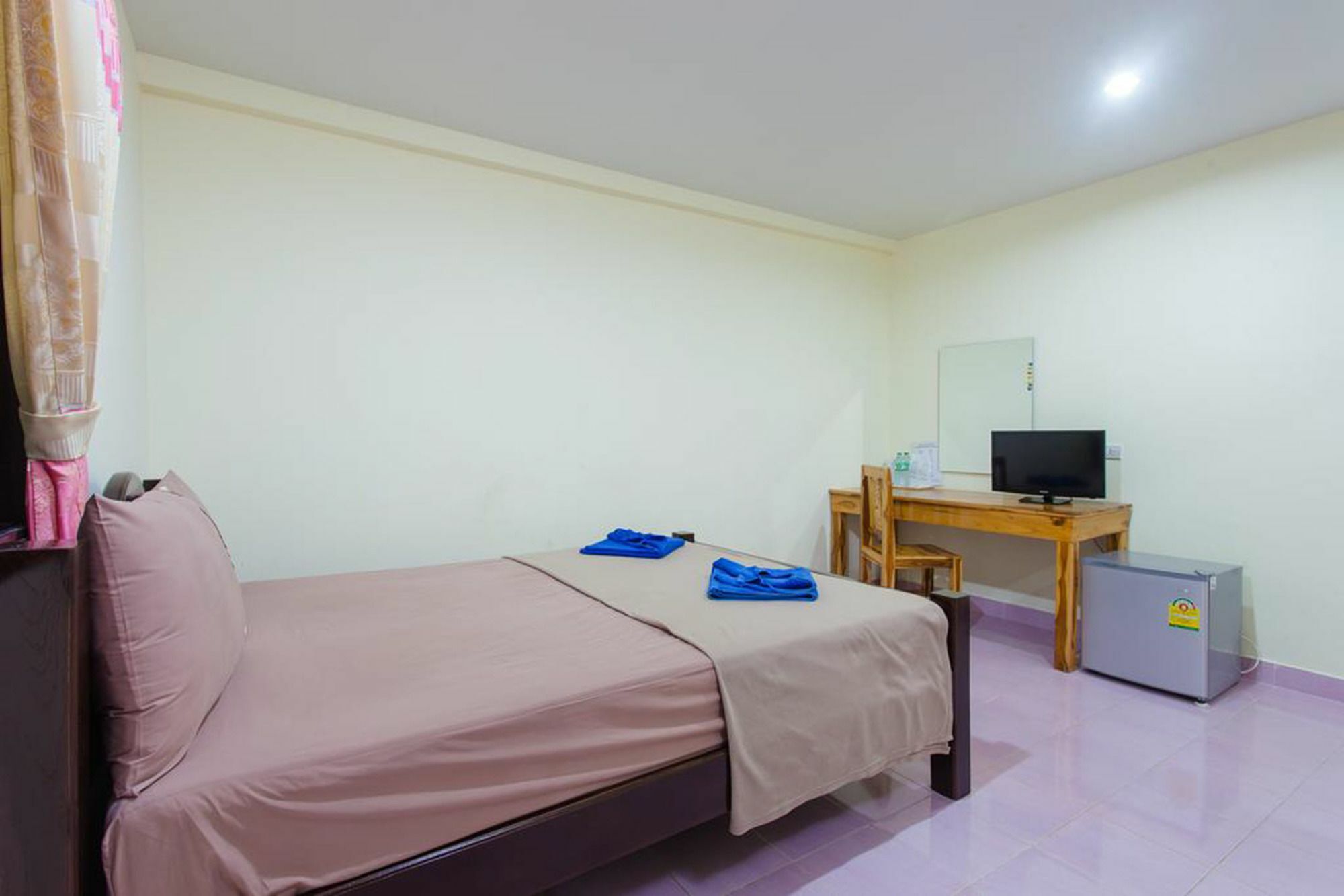 Hock Mansion Phuket Lägenhet Exteriör bild